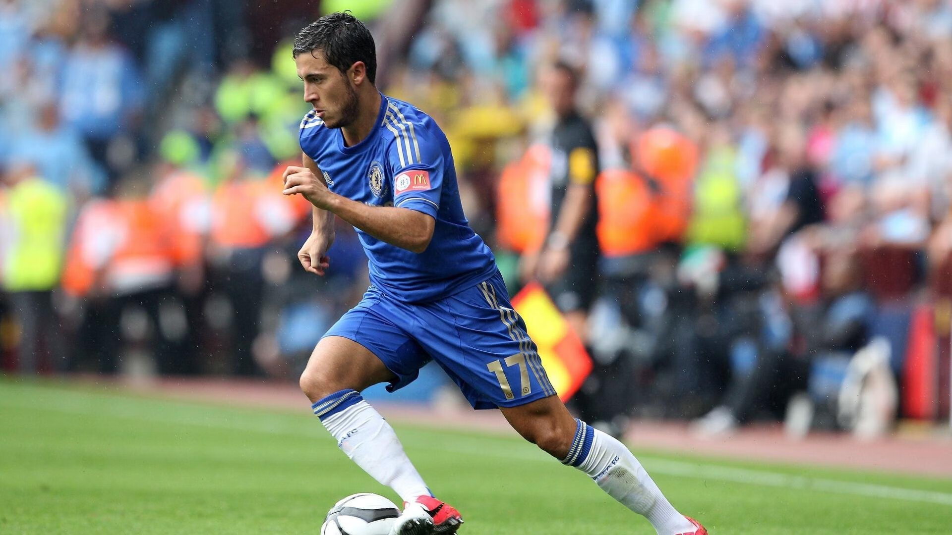 国际赛事巡回：带你走遍全球最热比赛场地，全球哪最热