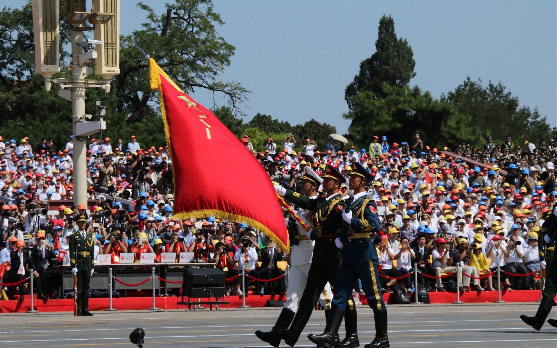 开云体育-勒布朗·詹姆斯宣布将参加2024年巴黎奥运会，勒布朗詹姆斯08年奥运会